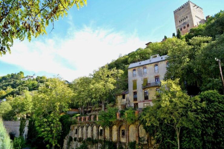 Granada: Guided Albaicin, Sacromonte, and Viewpoints Tour - Experience Highlights