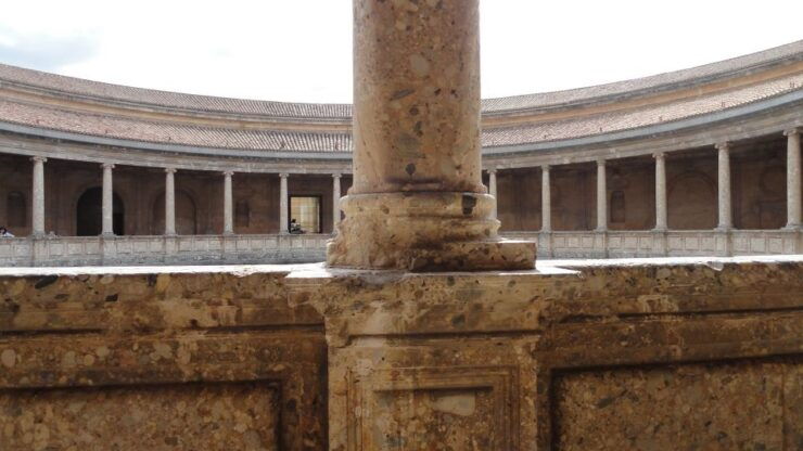 Granada: Guided Alhambra and Nasrid Palaces Visit at Night - Tour Highlights
