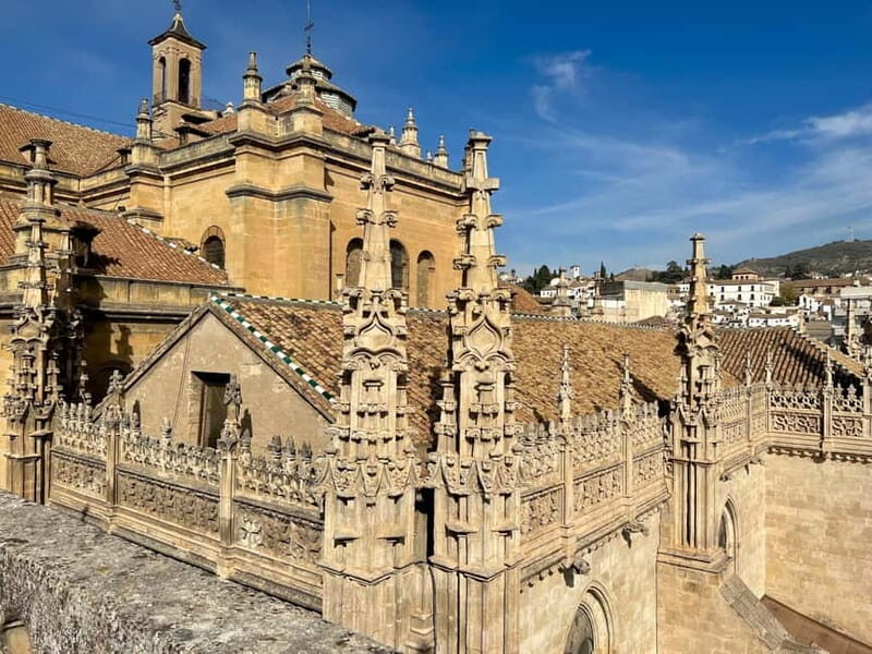 Granada: Guided City Tour with a Local Enthusiast - Good To Know