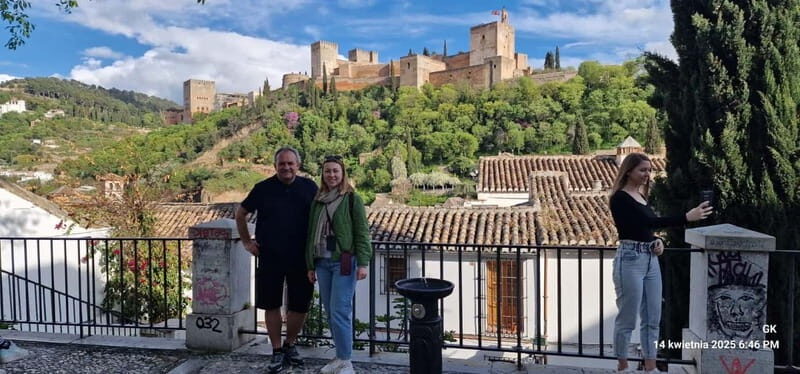 Granada: Guided City Tour with a Local Enthusiast - Who Will Love This Tour?