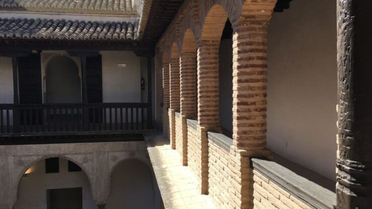 Granada Historic Albaicín: Dobla De Oro Tour - Experience Highlights