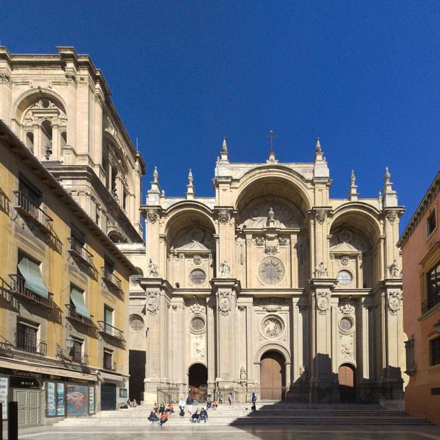 Granada in Full: Albaicin & the Historic Centre - Albaicin: A Historic Neighborhood