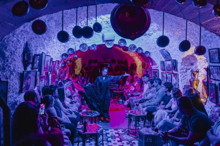 Granada: Los Amayas Cave Traditional Flamenco Show - Flamenco Traditions Showcased
