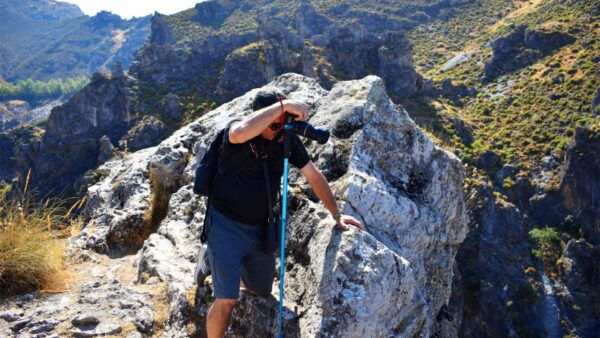 Granada: Los Cahorros De Monachil Canyon Hiking Tour - Guides Knowledge and Expertise