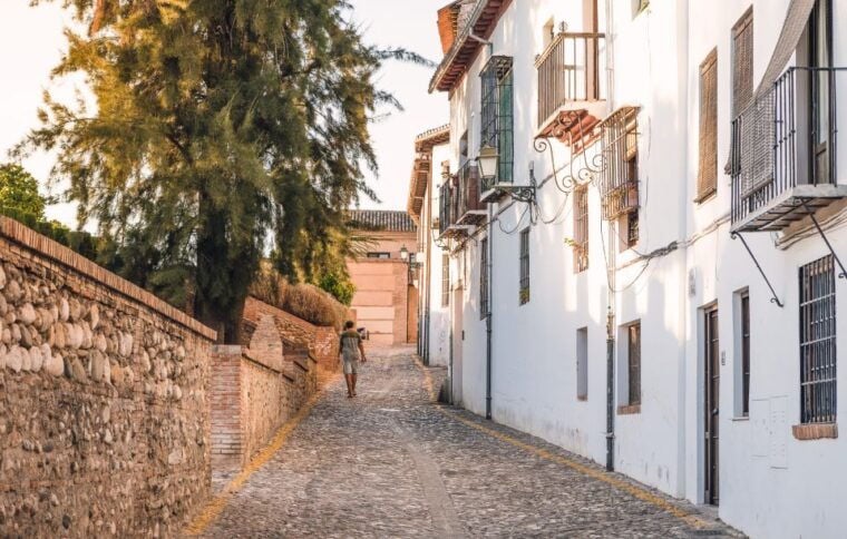 Granada: Moorish Monuments Entrance Tickets - Visitor Guidelines and Requirements
