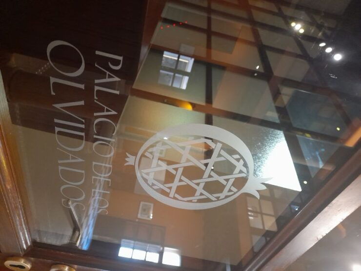 Granada: Palacio De Los Olvidados and Torture Exhibition - Experience Highlights