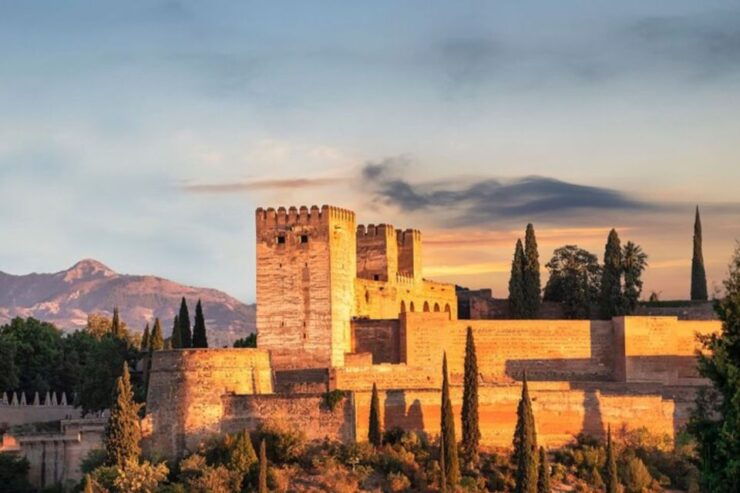 Granada: Private Custom Tour With a Local Guide - Experience Highlights