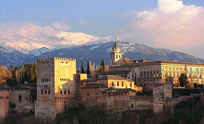 Granada Private Transfer from Granada Airport to City centre - What Reviewers Say