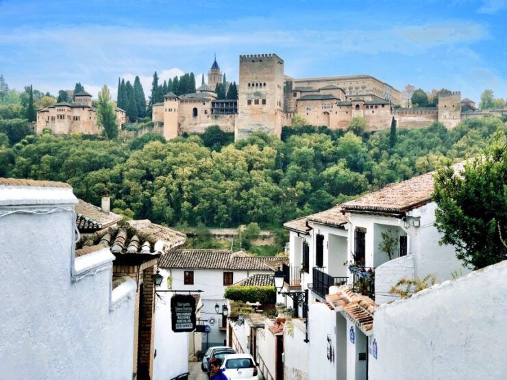 Granada: Private UNESCO-Heritage Albaicin Walking Tour - Experience Highlights