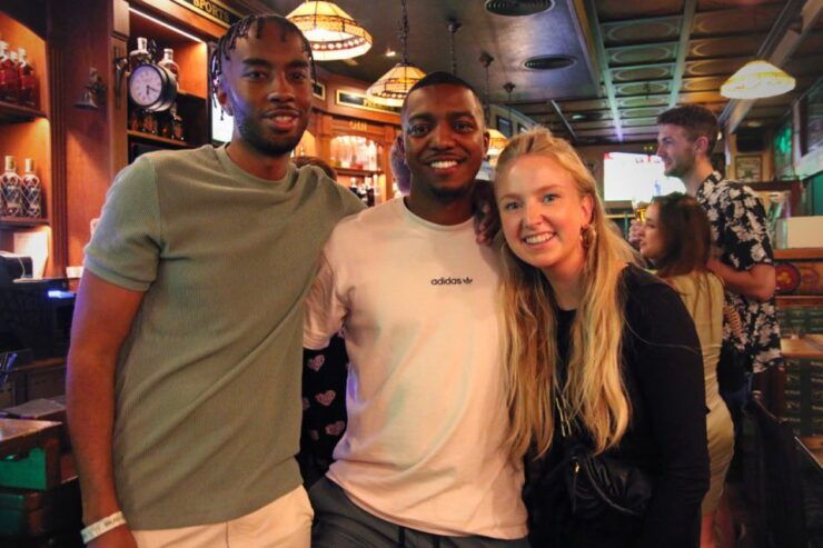 Granada: Pubs & Clubs Crawl With Drinks & Club Entry Ticket - Inclusions