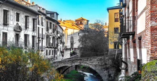 Granada: Self-Guided City Exploration Smartphone Audio Tour - Tour Itinerary