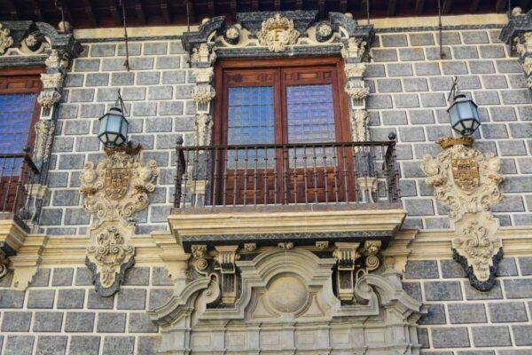 Granada: Self-Guided City Exploration Smartphone Audio Tour - The Sum Up
