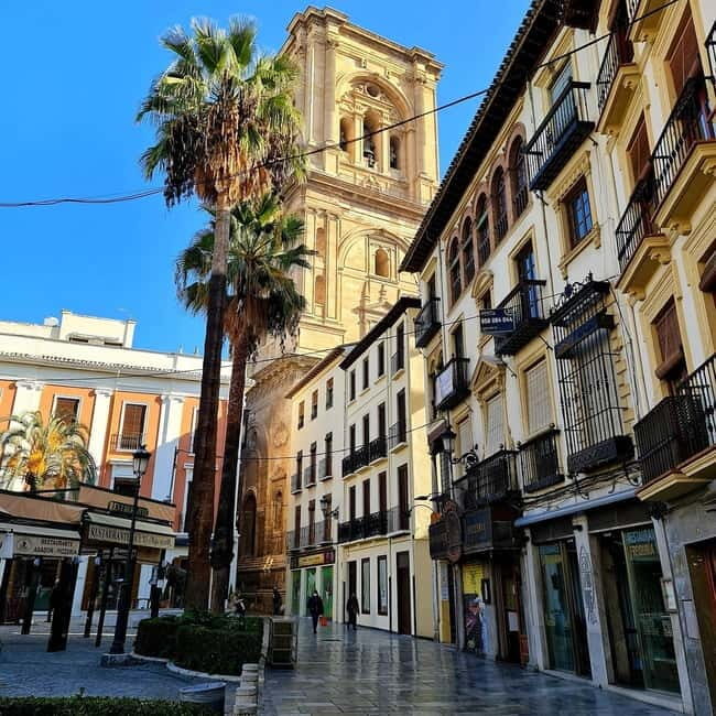 Granada: "Street Art & The Caves" Unique Guided Walking Tour - Good To Know