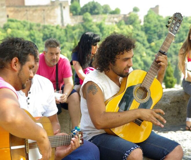 Granada: Sunset Walking Tour in Albaicín & Sacromonte - Description of Albaicín