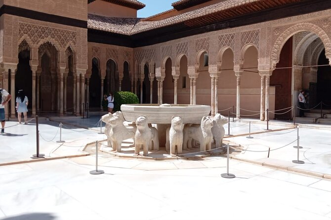 Granada, Visit Alhambra With Nasrid Palaces, Gardens and Alcazaba - Inclusions