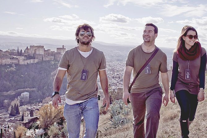 Granadas Hidden Treasures: Albayzin and Sacromonte Walking Tour - Tour Overview