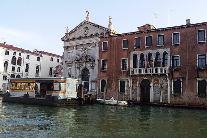 Grand Canal Boat Tour and Murano Glass Experience With Hotel Pick up - Reviews