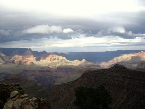 Grand Canyon Classic Sightseeing Tour Departing Flagstaff - Common Questions