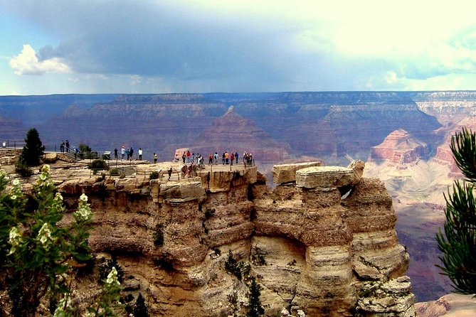 Grand Canyon Deluxe Day Trip From Sedona - Positive Reviews and Tour Guides