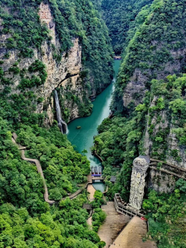 Grand Canyon Glass Bridge Day Tour with Small Group - Who is likely to enjoy this tour