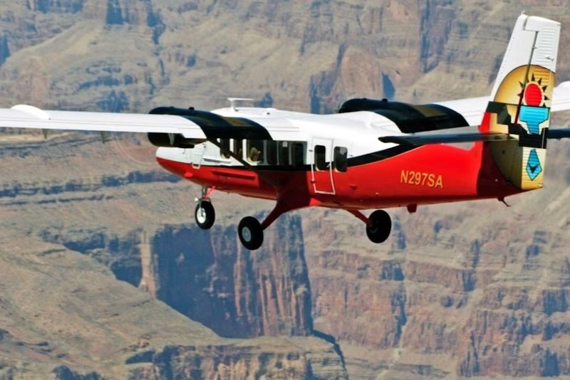 Grand Canyon Highlights Flight by Airplane Tour from Las Vegas - What the airplane feels like