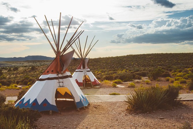 Grand Canyon, Hoover Dam, 7 Magic Mountains Small Group VIP Tour - What to Wear and Bring