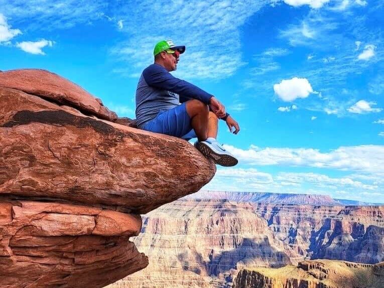 Grand Canyon Sleep-In Half-Day Tour from Las Vegas - The Hoover Dam stop breaks up the ride