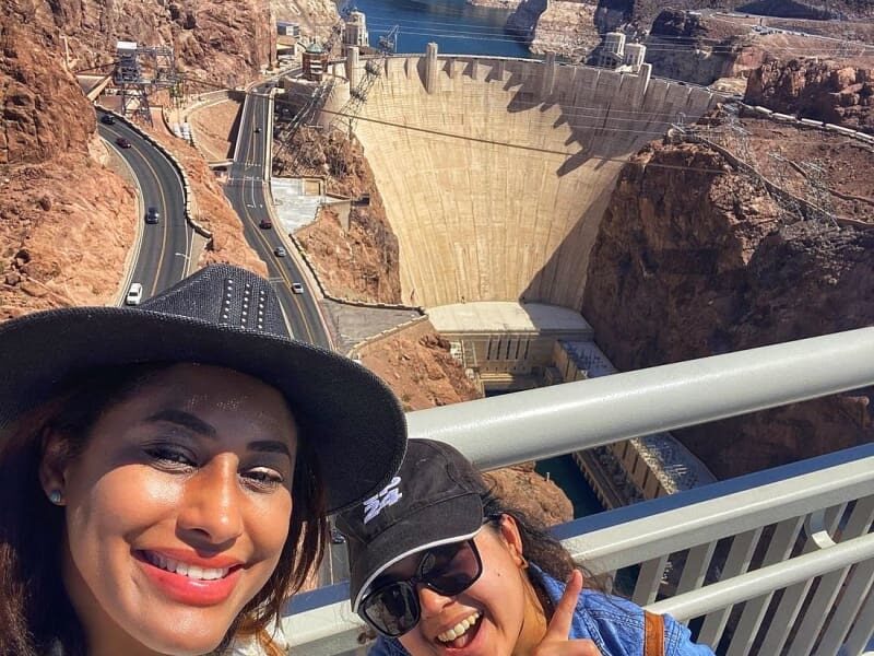 Grand Canyon Sleep-In Half-Day Tour from Las Vegas - Food, drinks, and small practical comforts