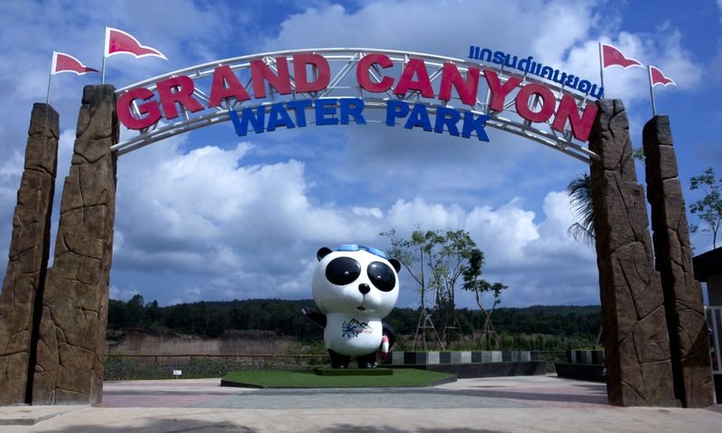 Grand Canyon Water Park Ticket in Chiang Mai - Getting to Hang Dong and choosing a package