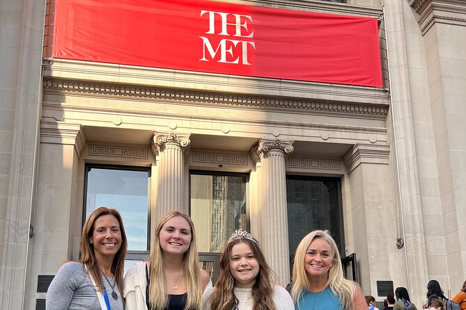 Grand Gossip Girl Tour - Whats Included and Price