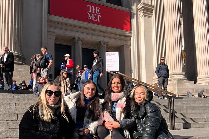 Grand Gossip Girl Tour - Common Questions