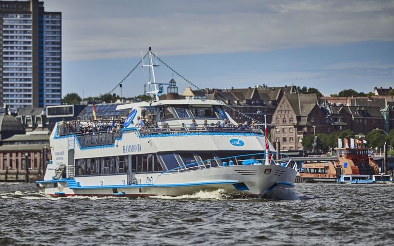 Grand Harbour & Speicherstadt Cruise in Hamburg - Hamburg’s harbor is the story, not just the scenery