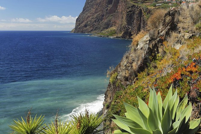 Grand Madeira Island Tour - Porto Moniz and Santana - Itinerary and Locations