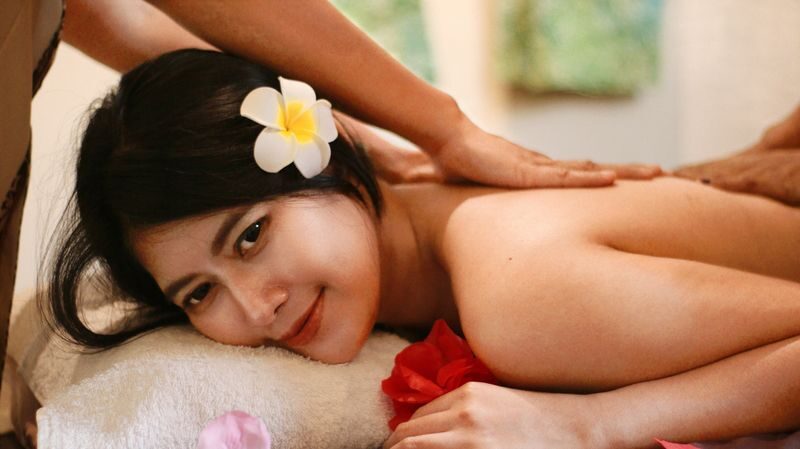Grand Majesty Day Spa Packages in Batam - A spa stop in the Nagoya Hill district