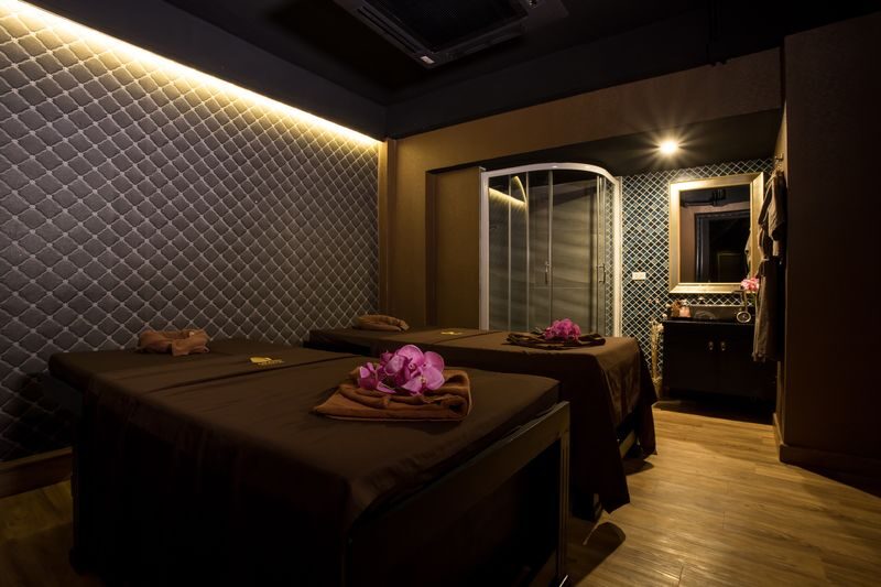 Grand Massage & Spa Experience in Sukhumvit 3/1 - Make the appointment fit your Bangkok day