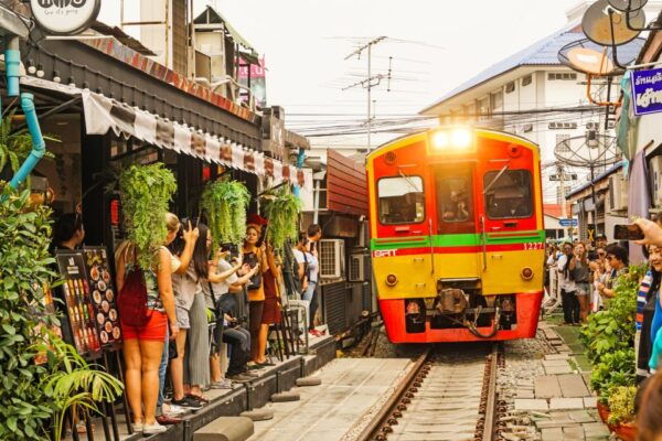 Grand Palace, Damnoen Floating Market & Maeklong Market Tour - Maeklong Railway Market