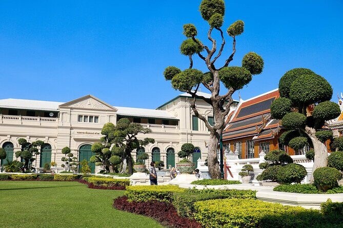 Grand Palace & Emerald Buddha Half Day Walking Tour from Bangkok - FAQ