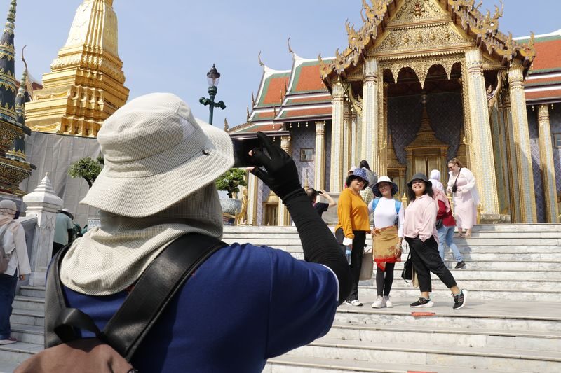 Grand Palace, Pak Klong Talad, Wat Arun, Sunset Rooftop Private Tour - Keep the day comfortable and flexible