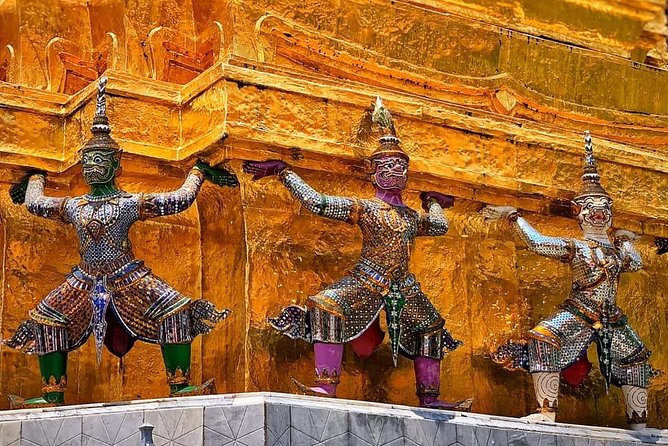 Grand Palace , Thai Dance & Fun Street Walk in Bangkok - Common Questions