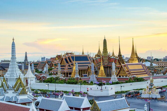 Grand Palace Walking Tour Experience - Who Is This Tour Best For?