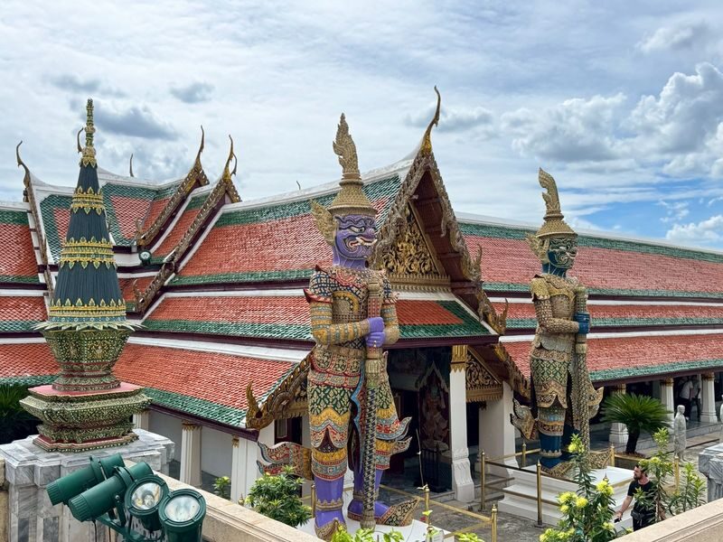 Grand Palace, Wat Pho & Wat Arun Half-Day Small Group Tour - A boat crossing leads to Wat Arun