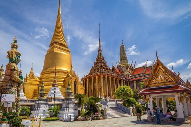 Grand Palace & Wat Phra Kaew Walking Tour with Professional Guide - The Itinerary Breakdown: What You’ll Experience
