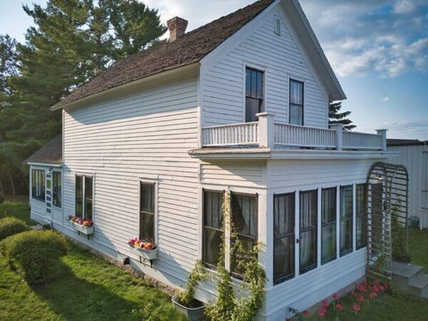 Grand Rapids: Judy Garland Museum Guided Tour - Tour Duration and Language