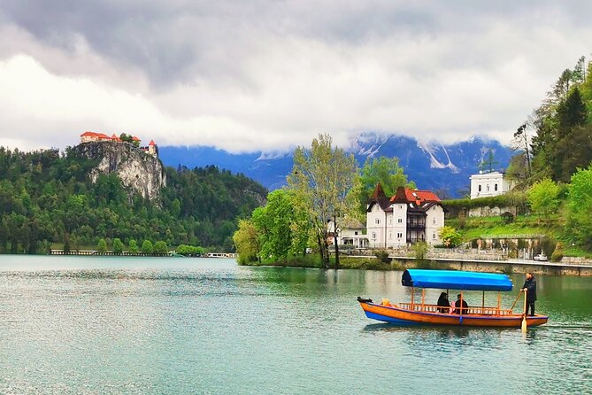 Grand SLOVENIA: Ljubljana + Lake Bled + Postojna Cave - Day Tour - Tour Highlights