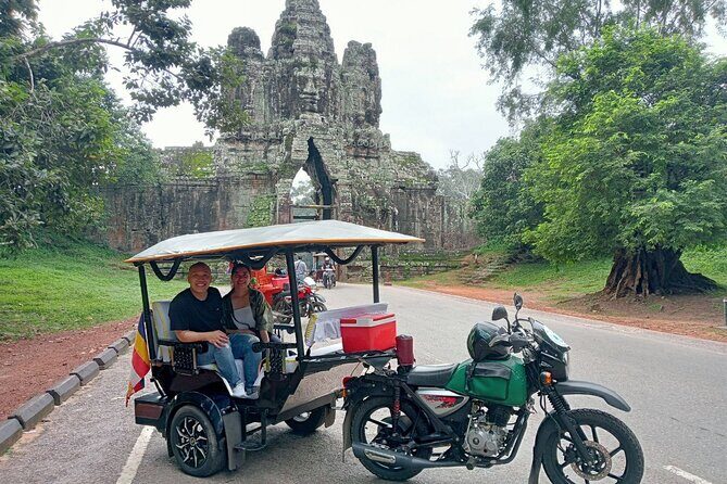 Grand Tour With Banteay Srei by Tuk Tuk with English Driver - The Experience in Detail