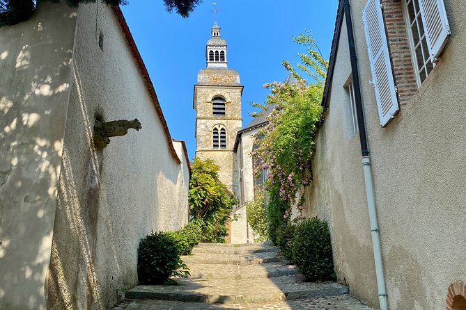 Grand Vintage Private Champagne Moet & Chandon, Veuve Clicquot - Tour Pricing and Booking Details