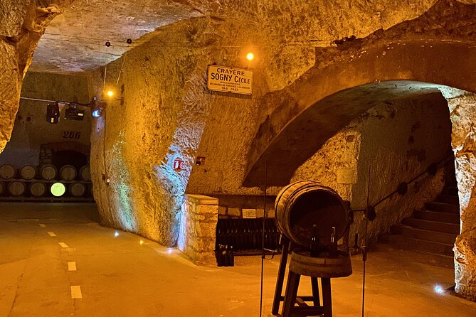 GRAND VINTAGE Private Champagne Taittinger, Veuve Clicquot Trip - What To Expect