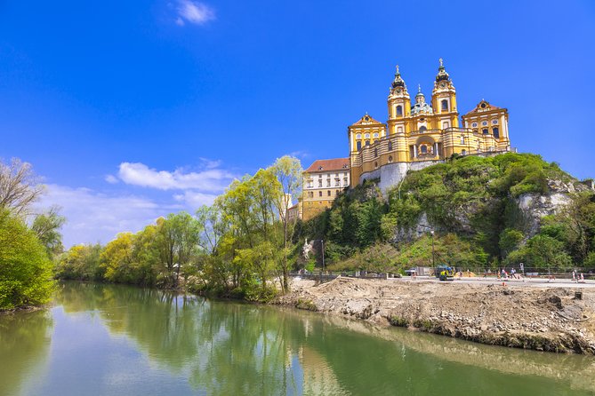 Grand Wachau Cruise Krems - Melk - Krems - On-board Dining