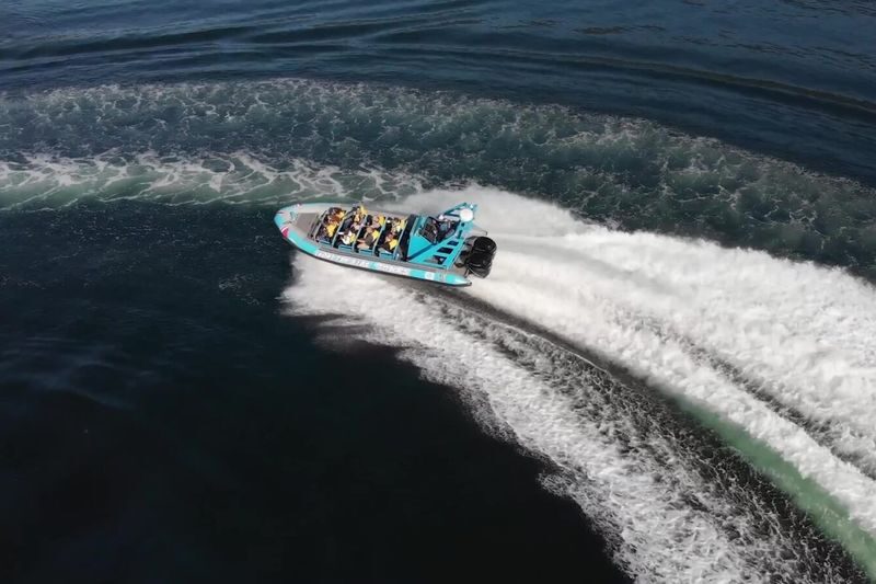 Granite Falls Boat Tour in Vancouver - What the small Zodiac changes