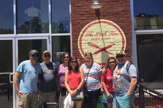 Grant Park Food and Cemetery Tour - Positive Experiences With Tour Guides